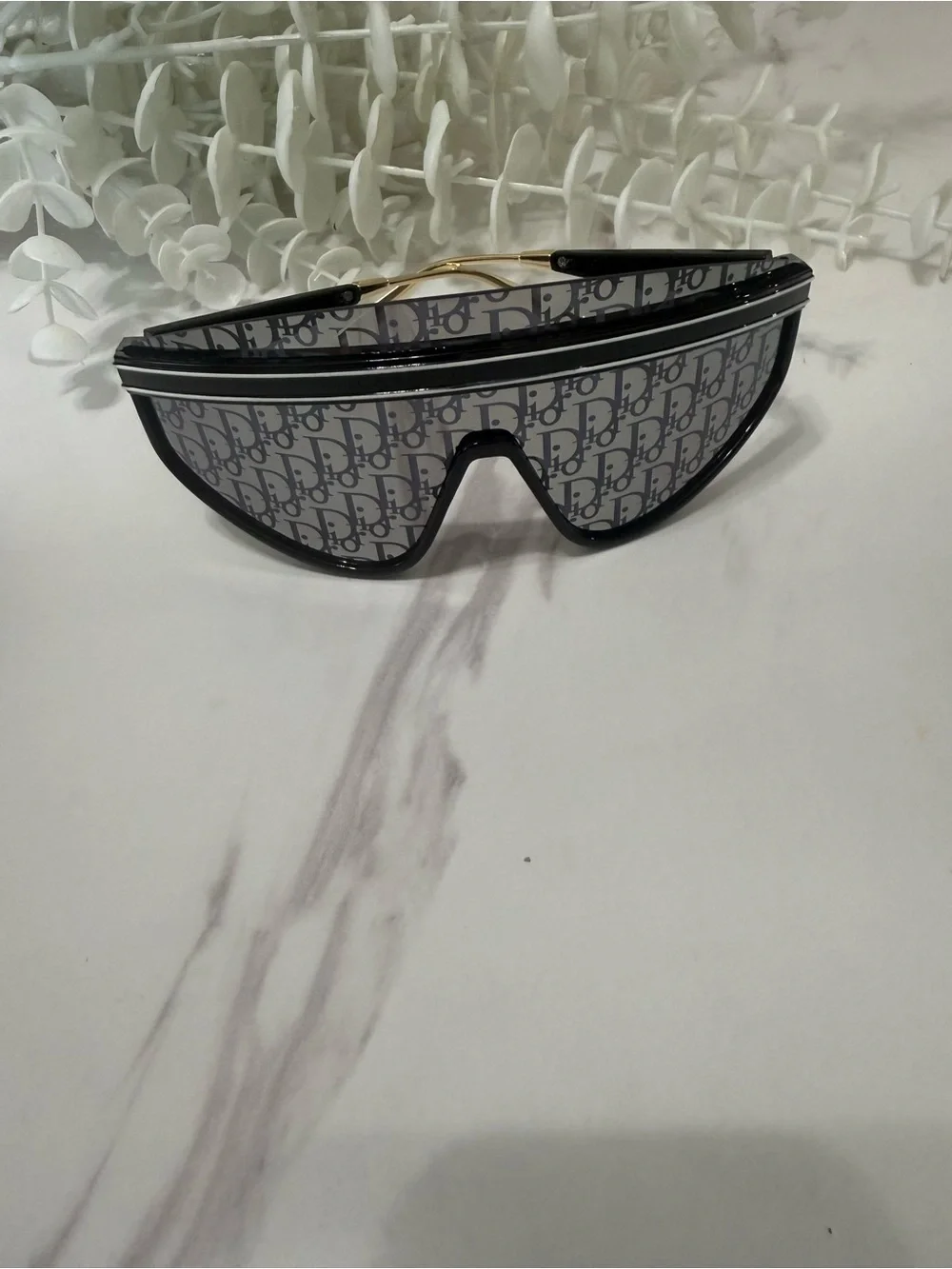 Black and Gold VR Shield Visor Sunglasses